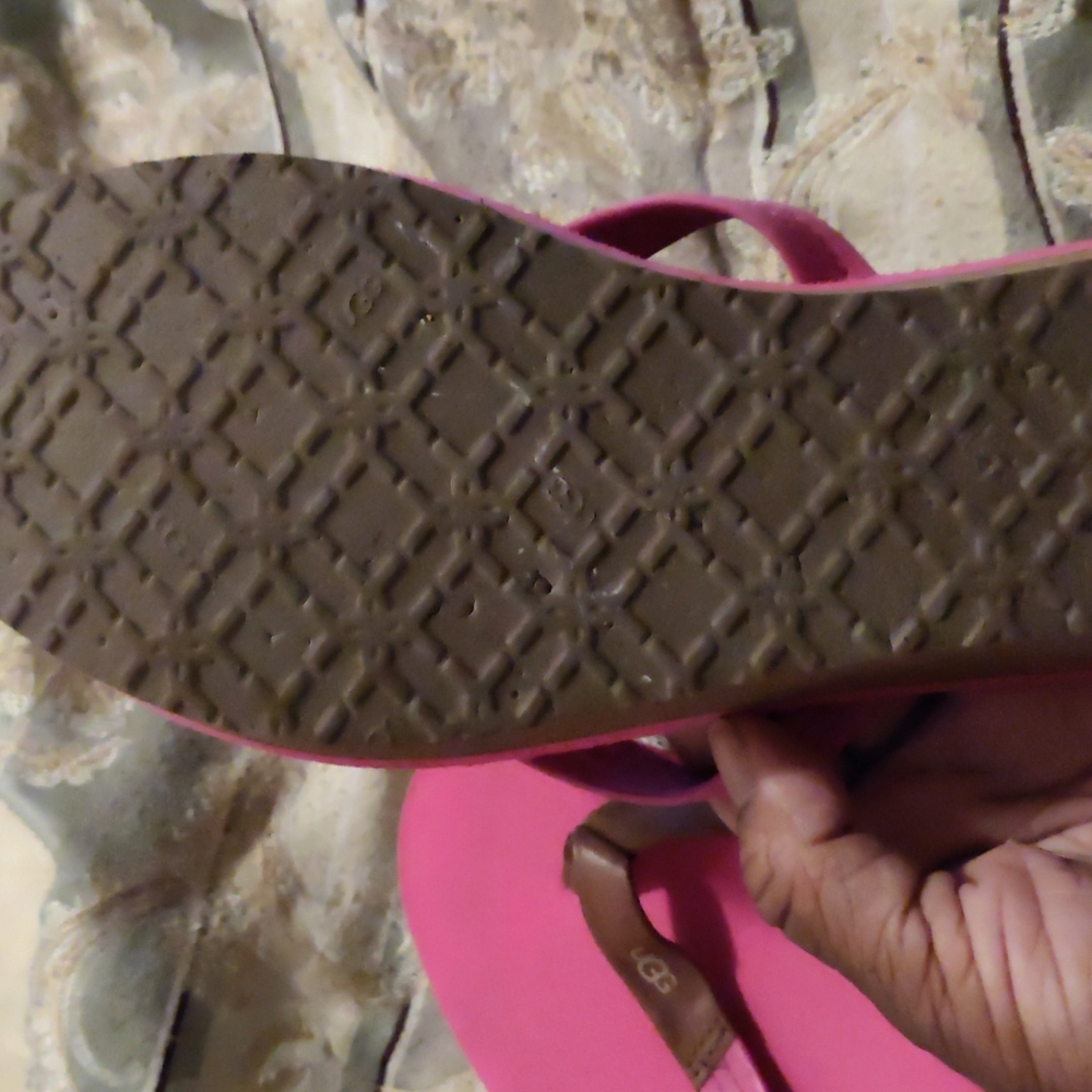 Authentic Ugg Size 11 Sandals - image 5